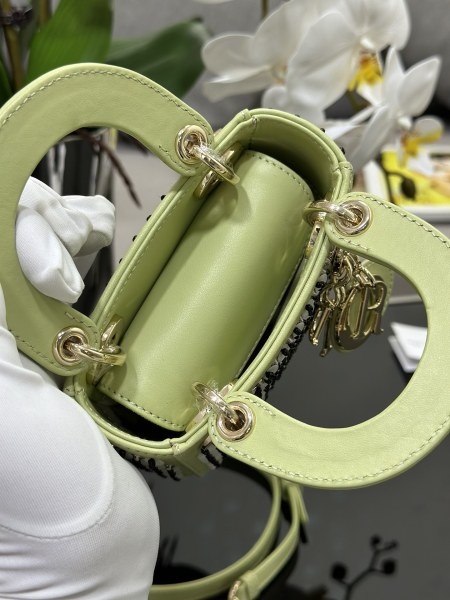  Handbag  Dior S0856 size 12 x 10.2 x 5 cm