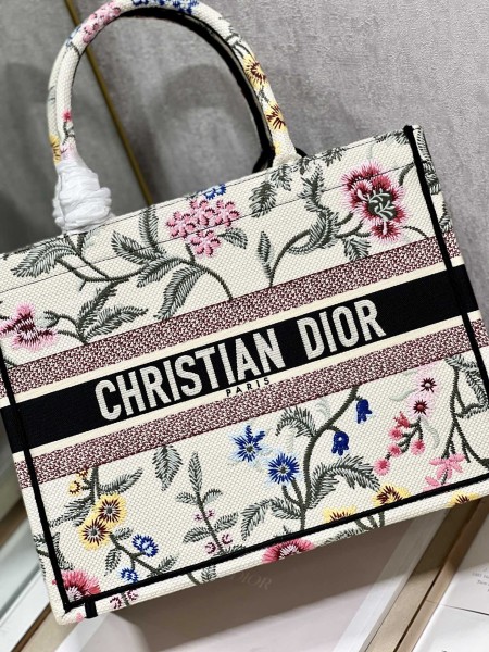 Handbag  Dior 1286 size 36×28 cm