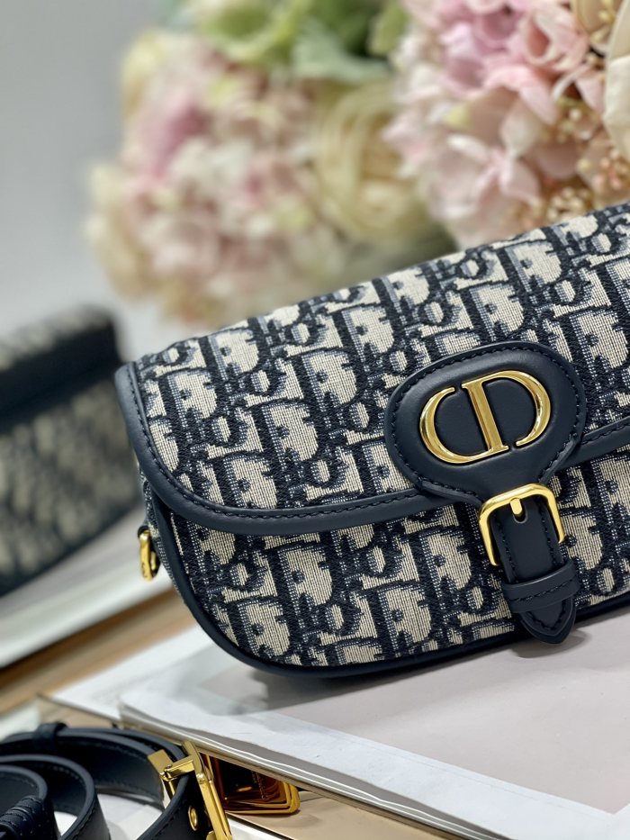 Handbag  Dior 9327 size 21*5*12 cm