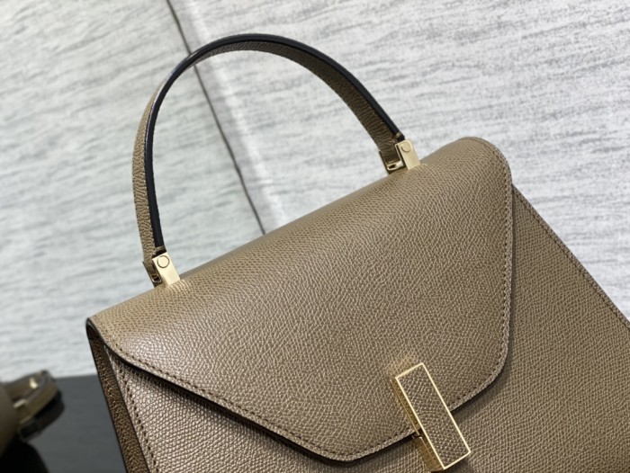 Handbag VALEXTRA size 𝟐𝟔*𝟐𝟎*𝟏𝟐 𝐂𝐦