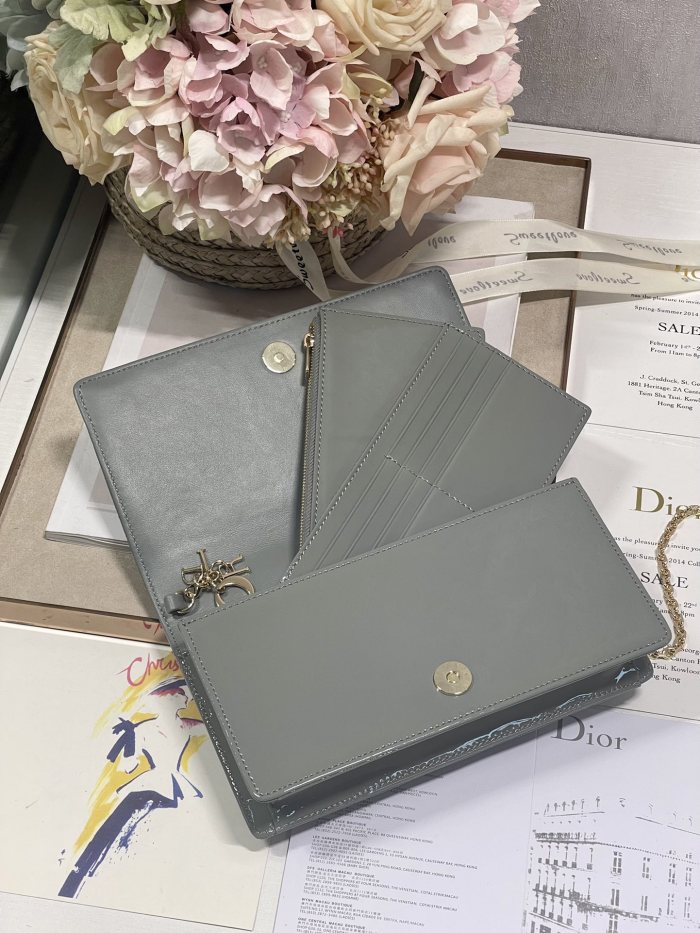 Handbag  Dior 77035 size  21.5 x 11.5 x 3 cm