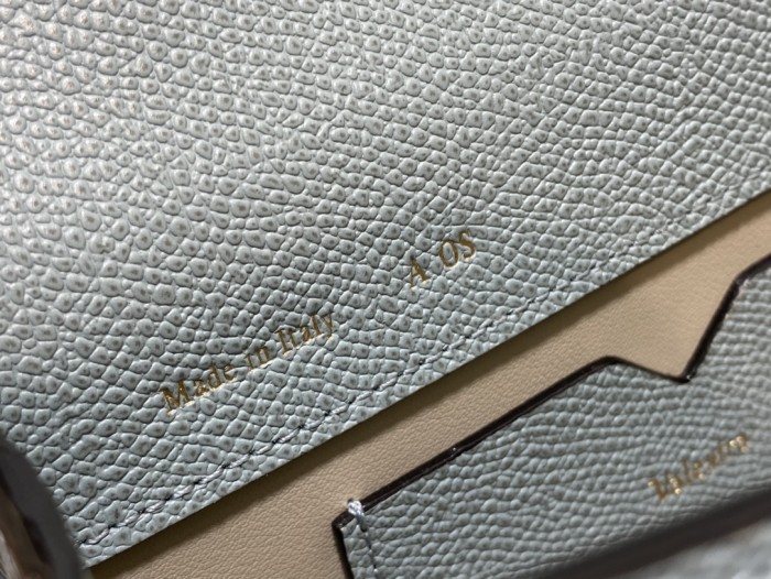 Handbag VALEXTRA  size 𝟏𝟗'𝟓*𝟏𝟒*𝟗'𝟓 𝐂𝐦