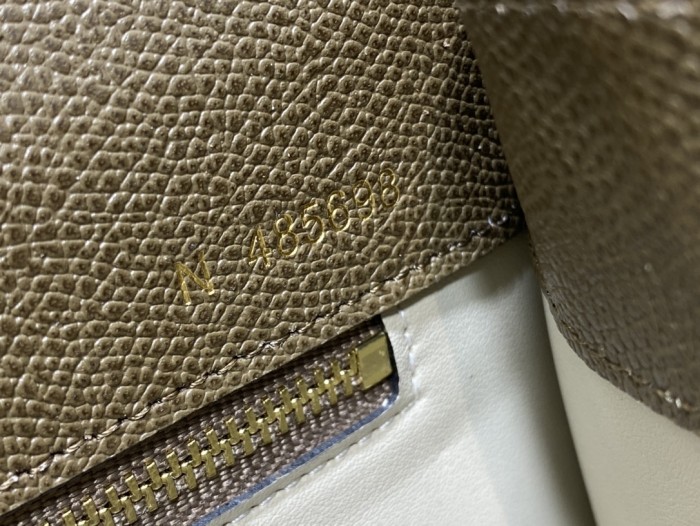 Handbag VALEXTRA size 𝟐𝟔*𝟐𝟎*𝟏𝟐 𝐂𝐦