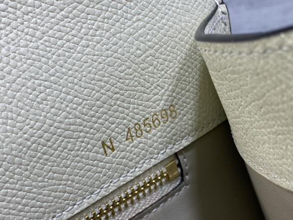 Handbag VALEXTRA  size 𝟐𝟔*𝟐𝟎*𝟏𝟐 𝐂𝐦 