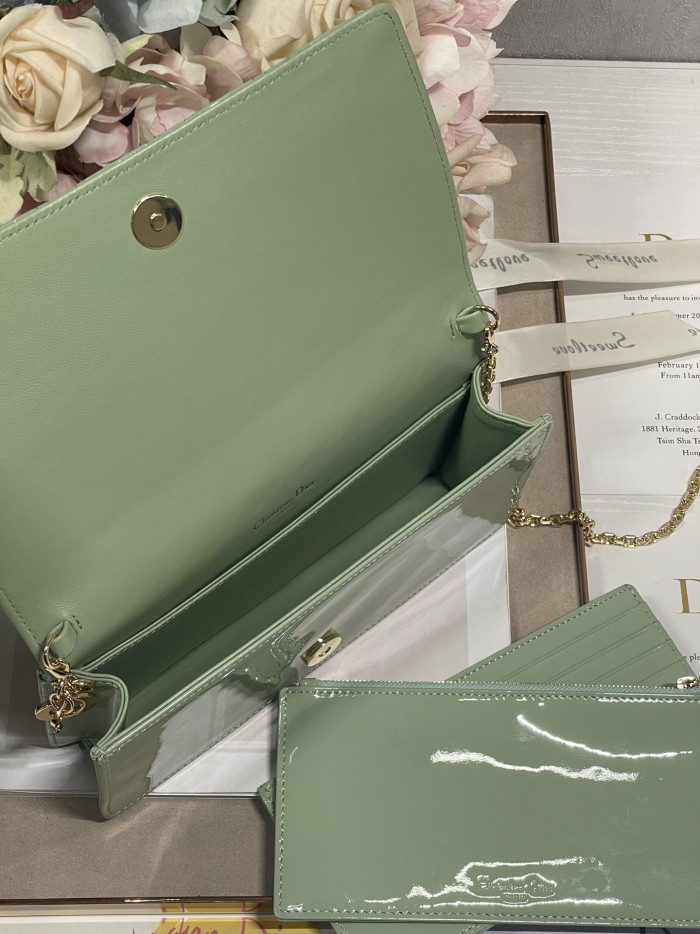 Handbag  Dior  77035  size 21.5 x 11.5 x 3 cm