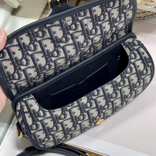 Handbag  Dior 9327 size 21*5*12 cm