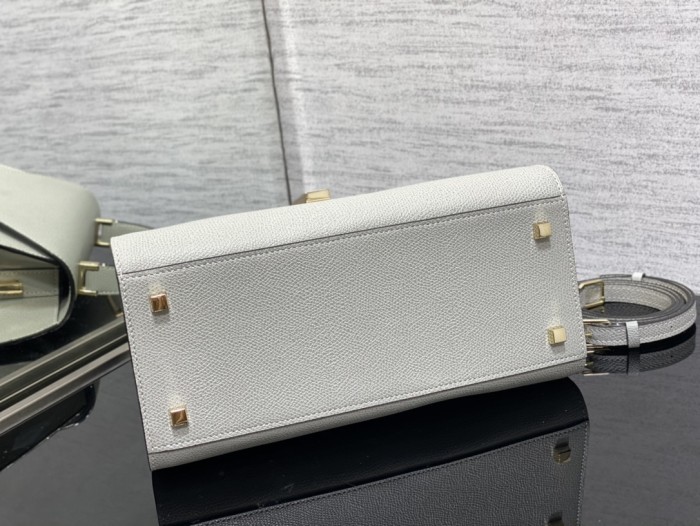  Handbag VALEXTRA size 𝟐𝟔*𝟐𝟎*𝟏𝟐 𝐂𝐦