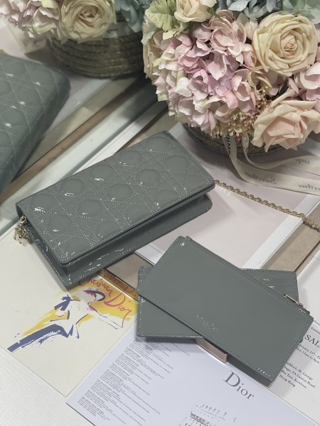 Handbag  Dior 77035 size  21.5 x 11.5 x 3 cm