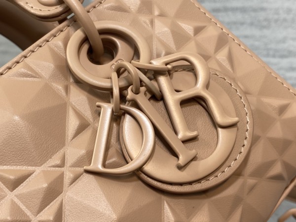  Handbag  Dior  size 16*5.5*10 cm