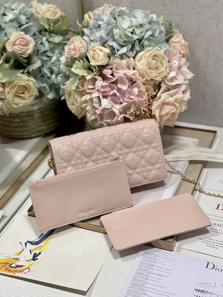 Handbag  Dior 77035 size 21.5 x 11.5 x 3 cm