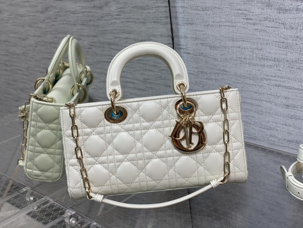  Handbag  Dior  size 26*6*14 cm