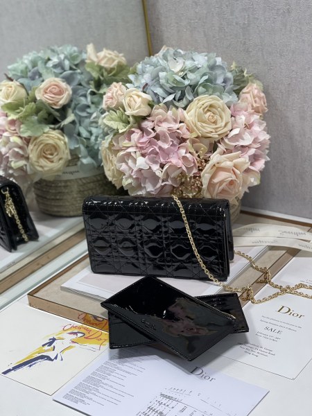 Handbag  Dior 77035 size  21.5 x 11.5 x 3 cm