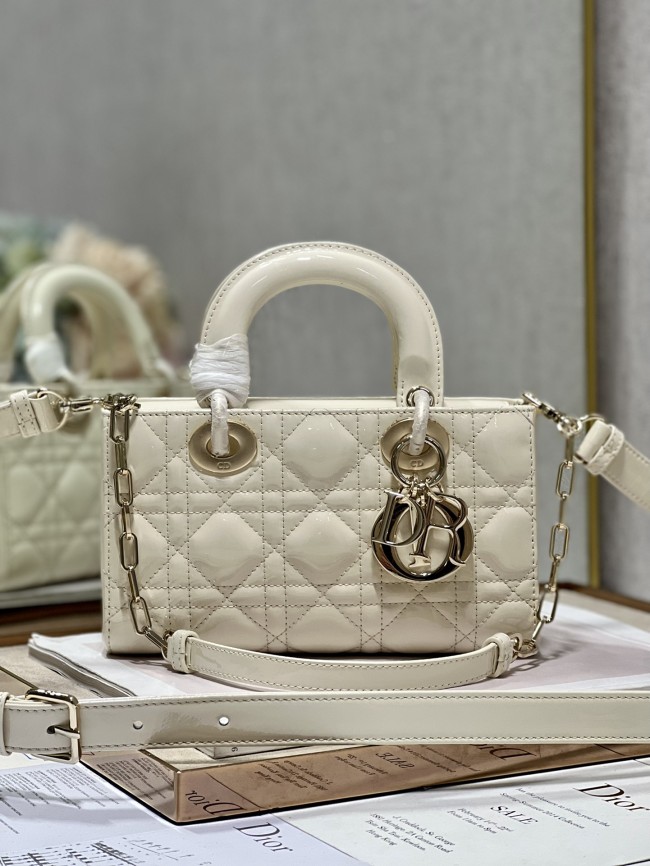 Handbag  Dior  0540 size 22.5×6×11.5 cm