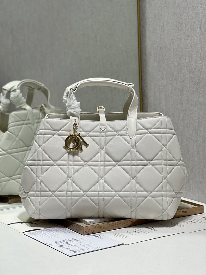 Handbag  Dior  1188 size 37×43×22 cm