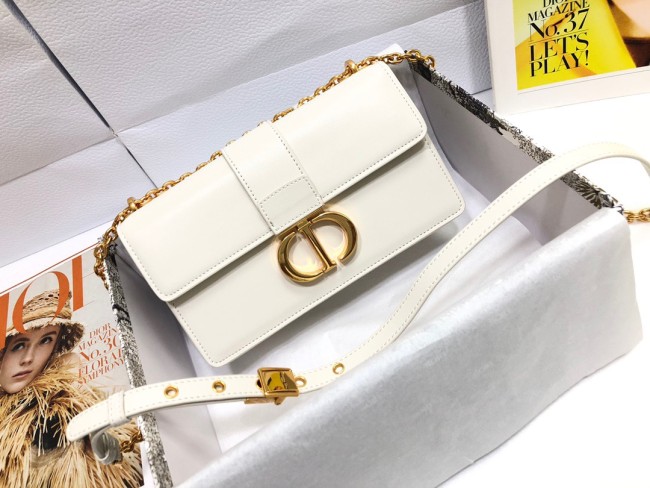  Handbag  Dior M9334 size 21.5 x 12 x 6 cm