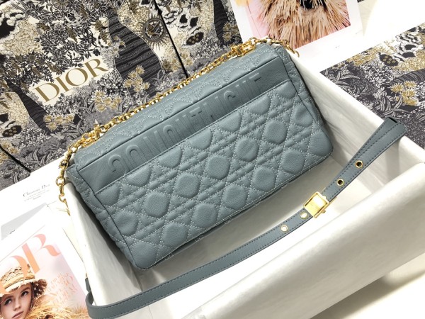 Handbag  Dior  M9243 size 28*17*9  cm