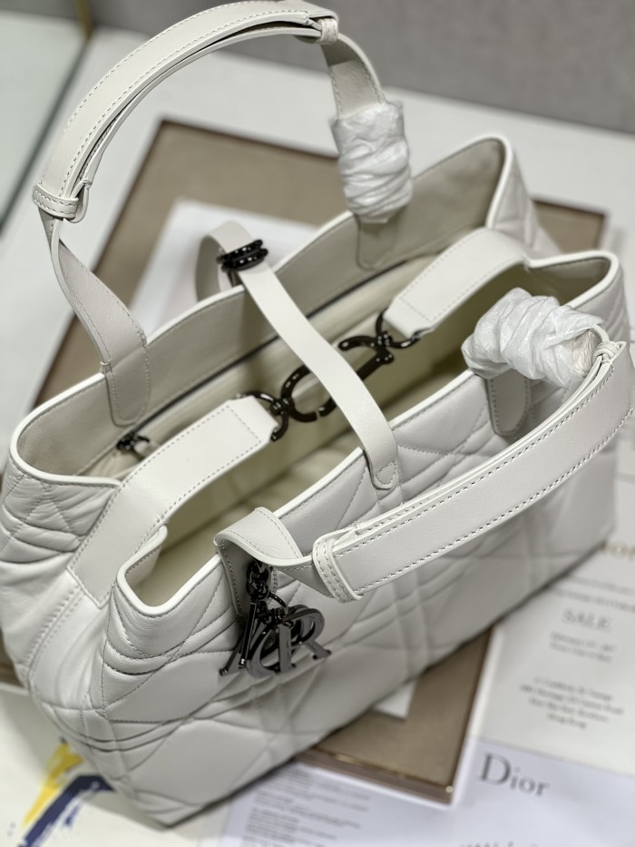 Handbag  Dior 1188 size 30×36×15 cm