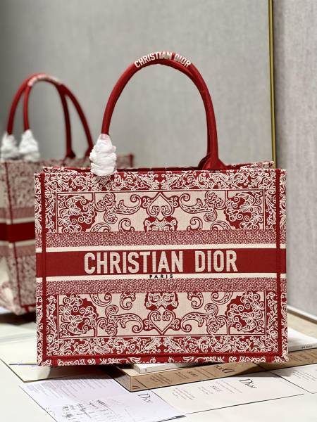  Handbag  Dior 1286 size 36×28 cm