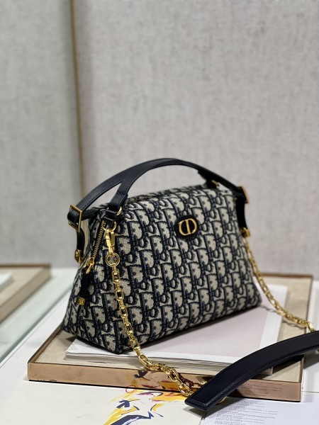 Handbag  Dior  5556  size 25×16 cm