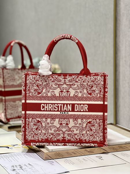  Handbag  Dior  1265 size 26.5×21×14 cm 