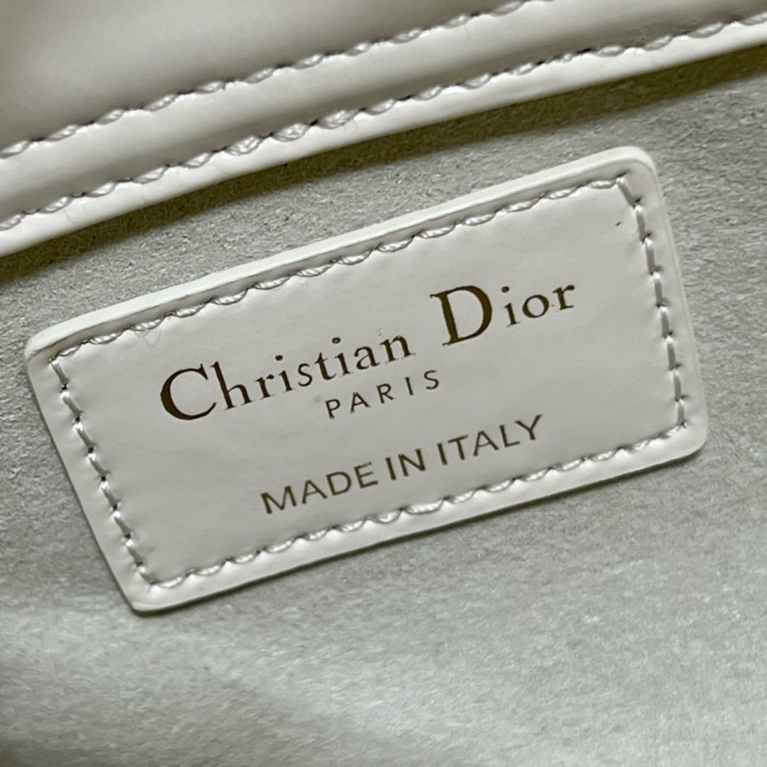 Handbag  Dior  0540 size 22.5×6×11.5 cm
