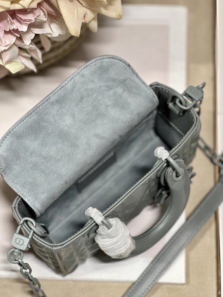 Handbag Dior 9032 size 16×5.5×10 cm