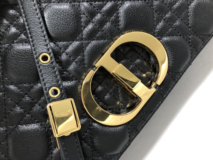 Handbag  Dior M9243  size  28*17*9  cm