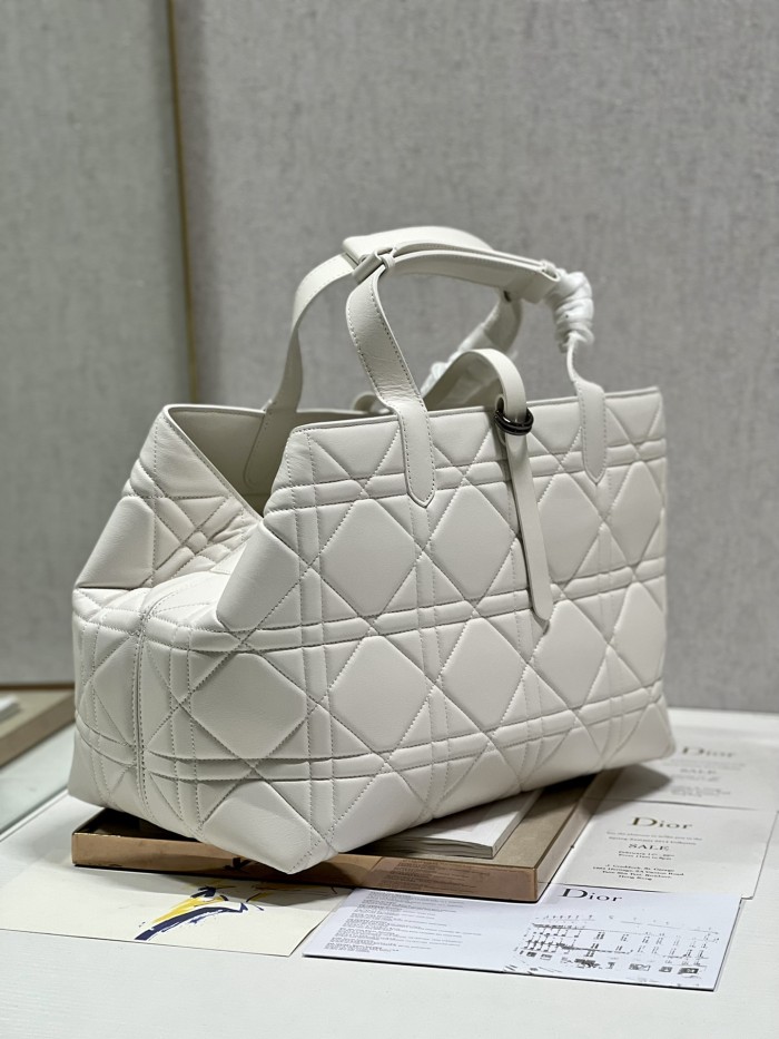 Handbag  Dior  1188 size 37×43×22 cm