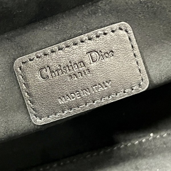 Handbag  Dior 1188  size 30×36×15 cm