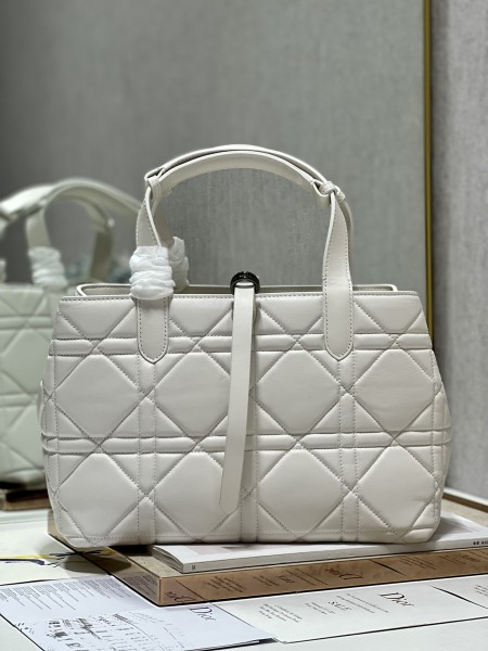 Handbag  Dior 1188 size 30×36×15 cm