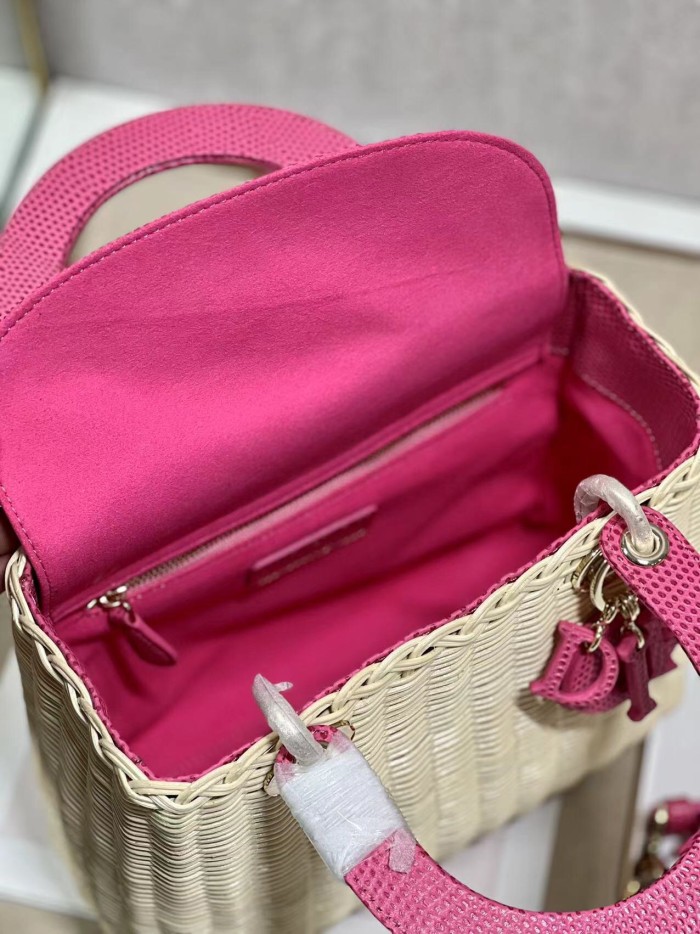 Handbag Dior  9989 size  24×20×11 cm