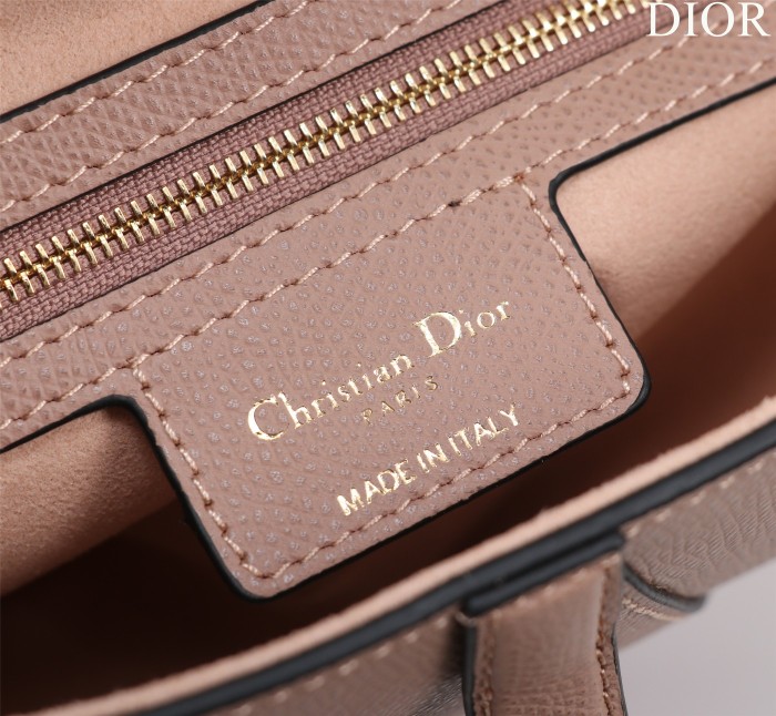 Handbag  Dior M0446 size 25.5*20* 6.5 cm