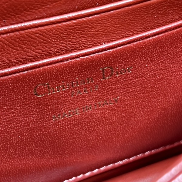 Handbag  Dior 0980 size 21 x 11.5 x 4.5 cm