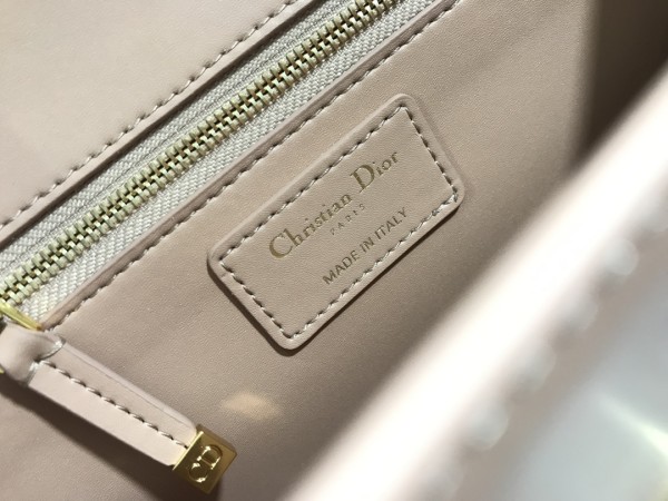  Handbag  Dior M9203 size 24 x 17 x 8 cm