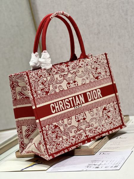  Handbag  Dior 1286 size 36×28 cm