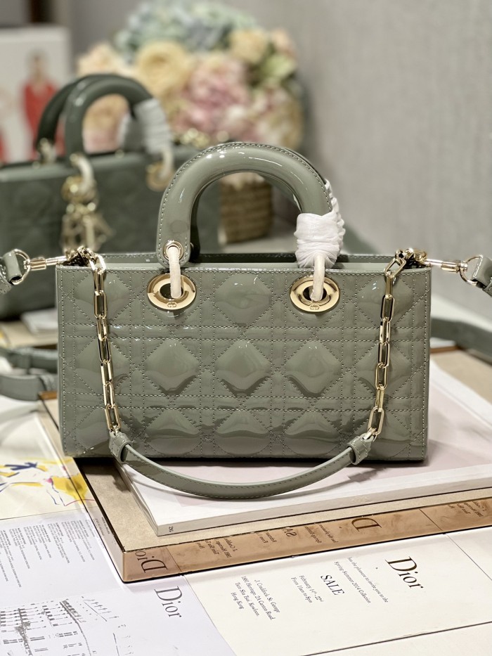 Handbag Dior 0540 size  26*6*14 cm