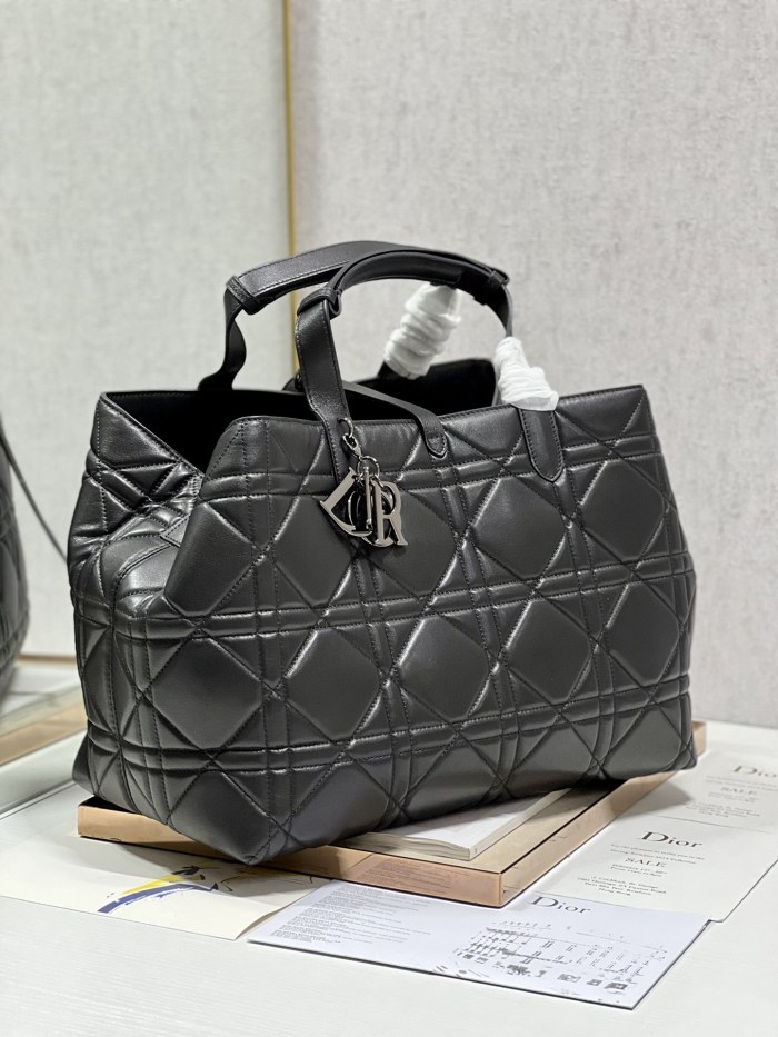 Handbag  Dior  1188 size  37×43× 22 cm