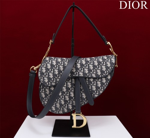 Handbag  Dior M0446 size 19.5*16*6.5 cm
