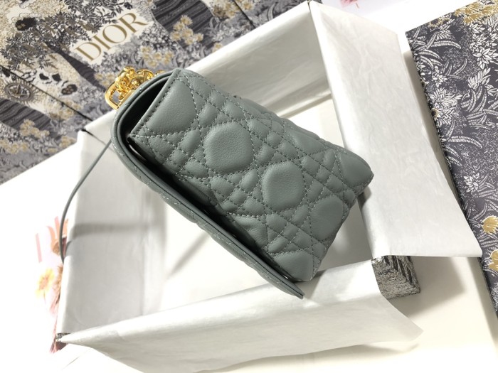 Handbag  Dior M9243 size 28*17*9 cm