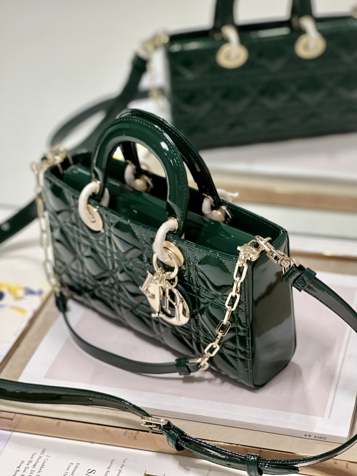 Handbag  Dior  0540 size 26*6*14 cm