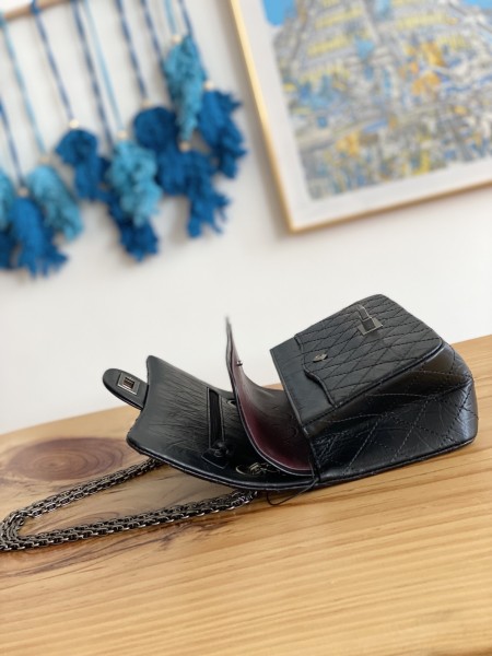 Handbag  Chanel  size 25 cm