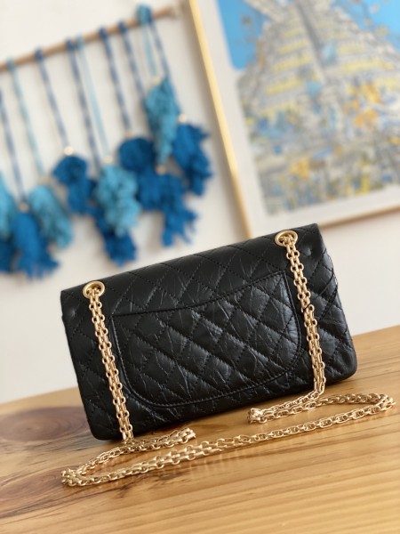 Handbag  Chanel  size 25 cm