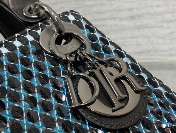 Handbag  Dior  size 17 cm