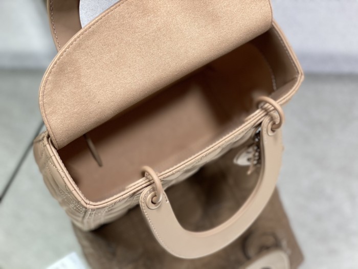 Handbag  Dior size  24 cm