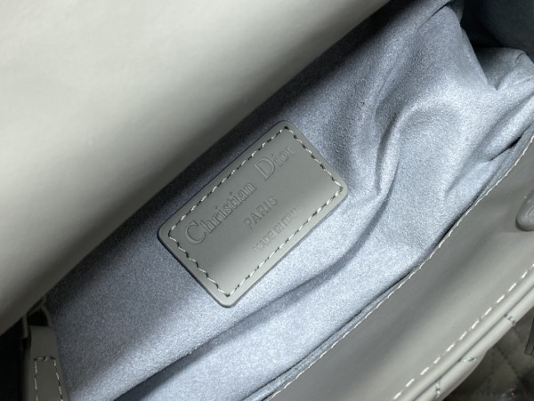 Handbag  Dior size 20 cm