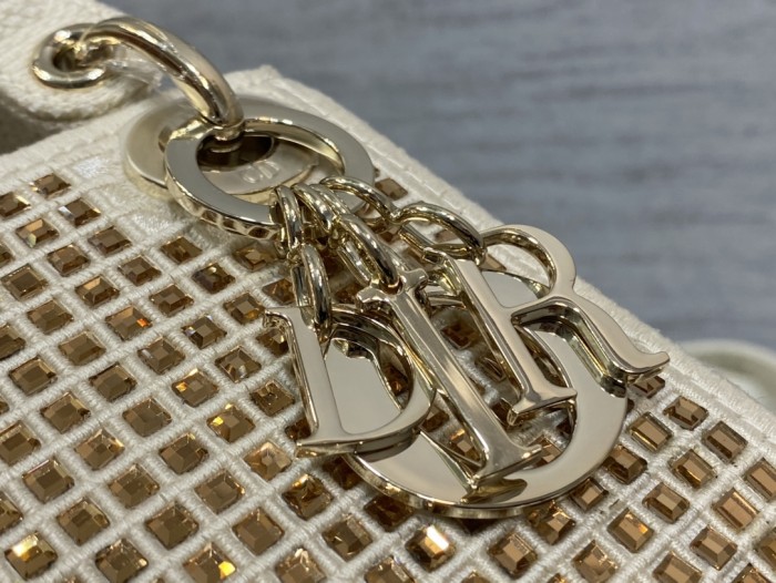 Handbag  Dior  size 12*10*5 cm