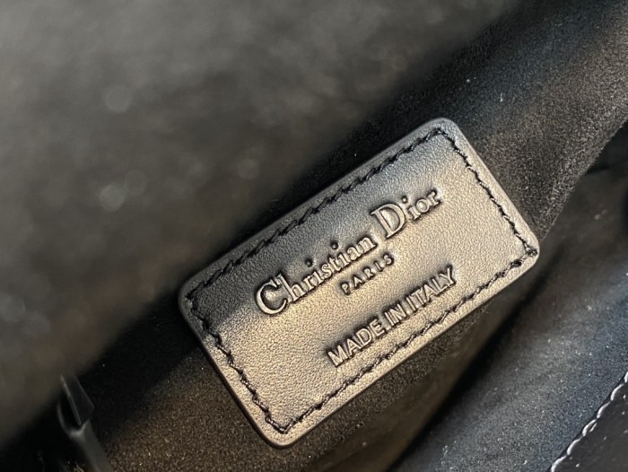 Handbag  Dior  size  17 cm