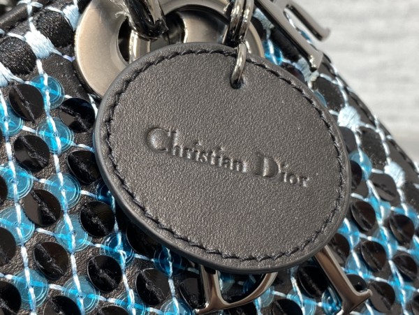 Handbag  Dior  size 17 cm
