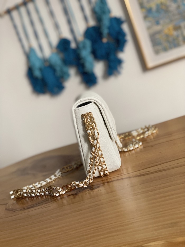 Handbag  Chanel  AS3757  size 14.5x20x6.5 cm 