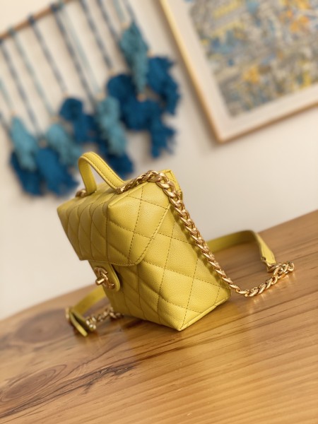 Handbag  Chanel  AS3729  size 14.5*12.5x5.5 cm